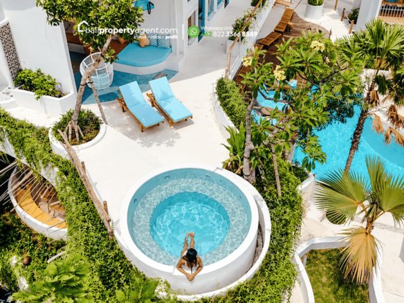 Sunlit Tropical Villa Pool Retreat balipropertyagent.com